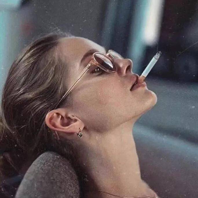 亚伦