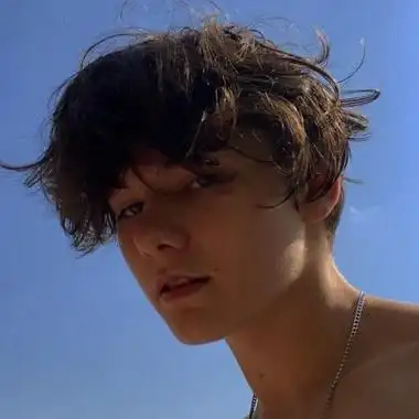 6686体育金牌作者Janet